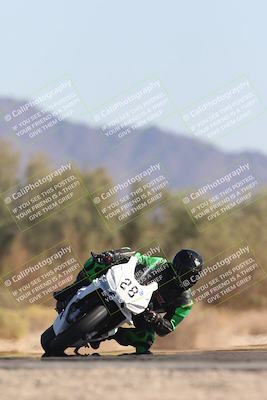 media/Nov-02-2025-CVMA (Sun) [[337aff29ab]]/Race 8-Formula Lightweight Twins Shootout/